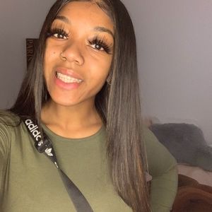 Meet your Posher, Kaya